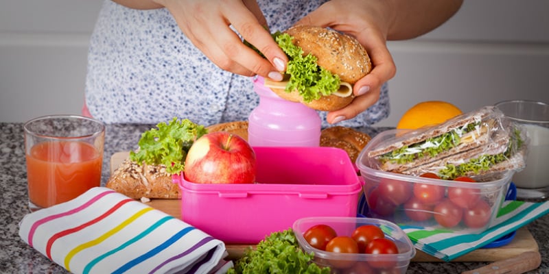 storing different foods by meal prepping